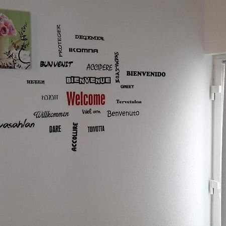 Apartman Kety Vir Buitenkant foto